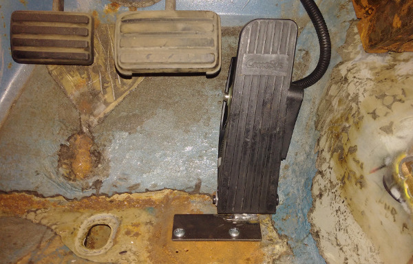 P5_20M_Cabrio Pedal